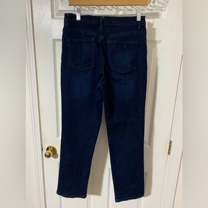 Size 6 jeans by Gloria Vanderbilt